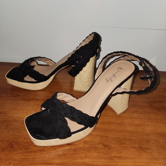 Black heeled Sandals - Devon - Picture 3 of 6